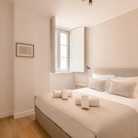A2 Spacious & Stylish For 9 In Bica, Downtown Apartmán