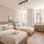 A2 Spacious & Stylish For 9 In Bica, Downtown Apartment