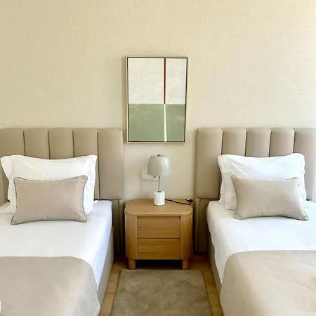 Apartment Ad2 Renovated Charm In Prime Location With Ac Lisbon