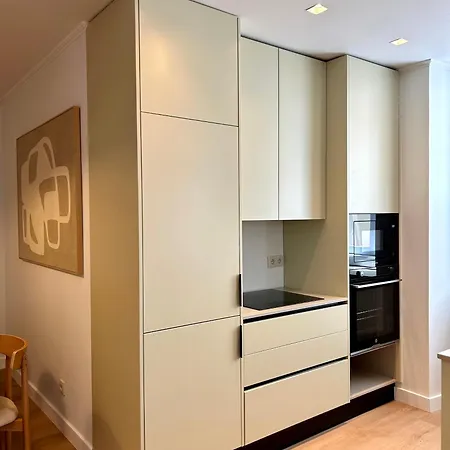 Ad2 Renovated Charm In Prime Location With Ac Apartment *